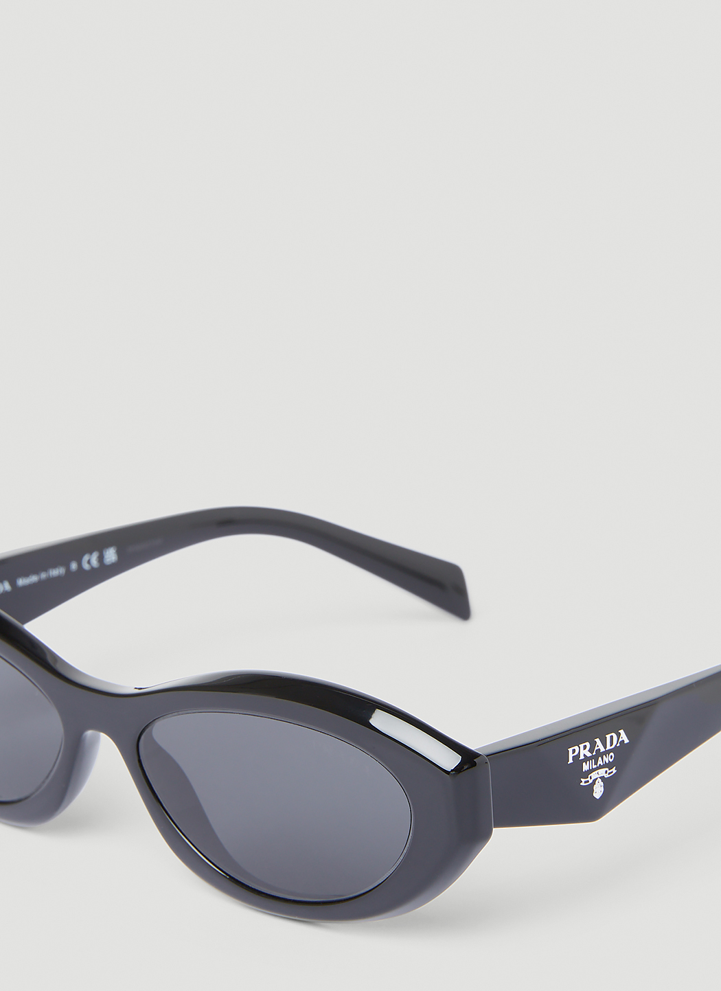 小物 PRADA oval l sunglasses black Prada Eyewear Black Oval Sunglasses Prada