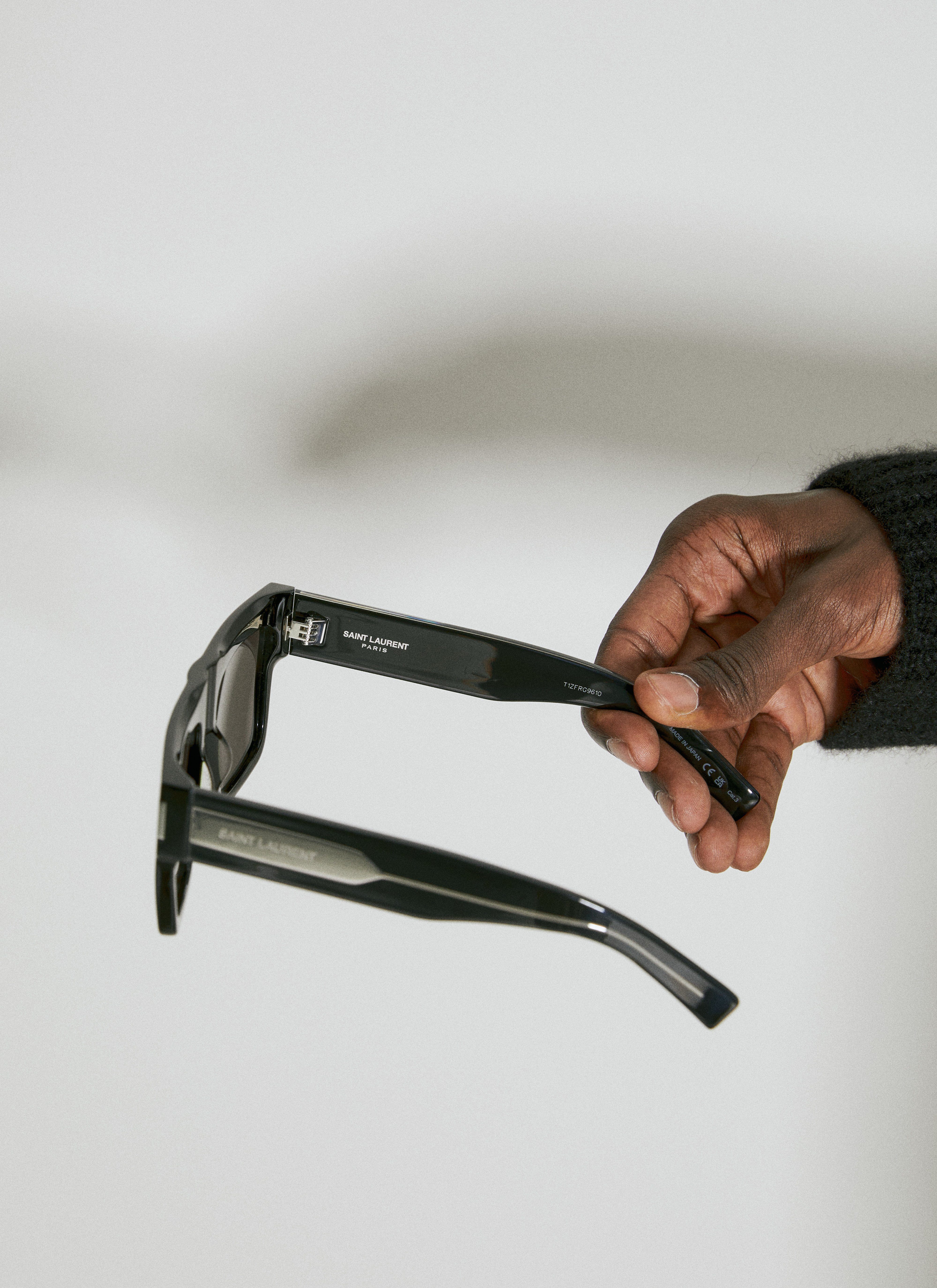 saint-laurent-sl-628-square-