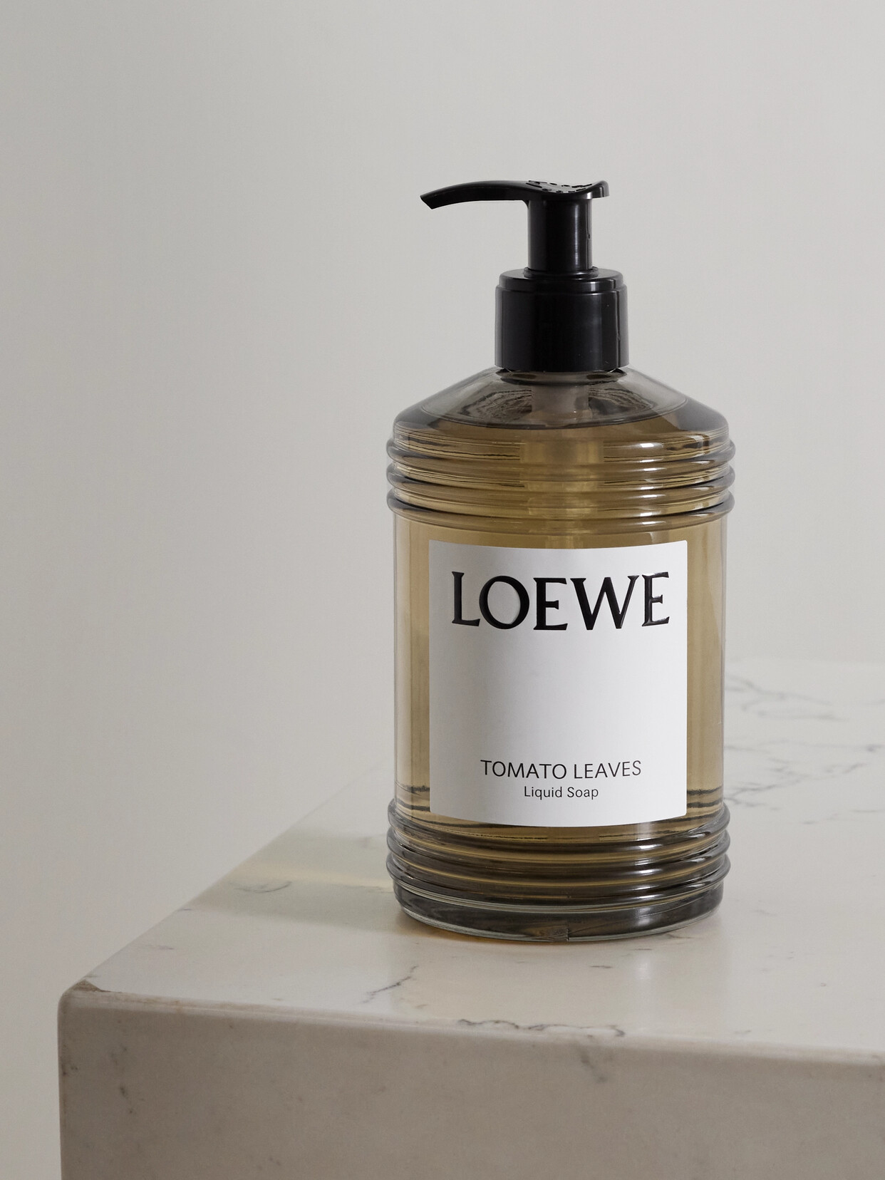 LOEWE PERFUMES | Liquid Soap | Tomato Leaves, 360ml | One size